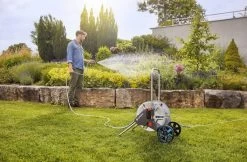 Gardena Slangenwagen AquaRoll M Metal Set 16 Gardena Slangenwagen AquaRoll M Metal Set -Tuinonderhouds Winkel image 111