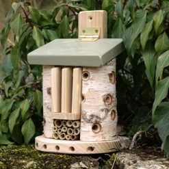 Lieveheersbeestjeshuis -Tuinonderhouds Winkel image 1210