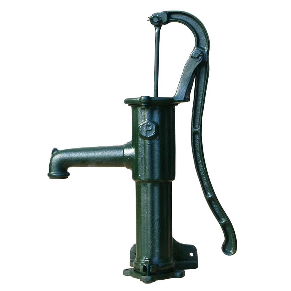 Groene Gietijzeren Handzwengelpomp - Wand 3 Groene Gietijzeren Handzwengelpomp - Wand