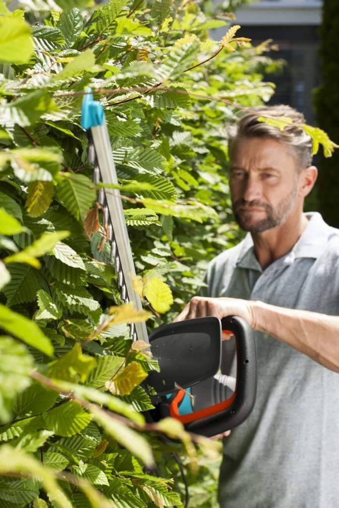 Gardena Elektrische Heggenschaar ComfortCut 600/55 5 Gardena Elektrische Heggenschaar ComfortCut 600/55 - Afbeelding 3